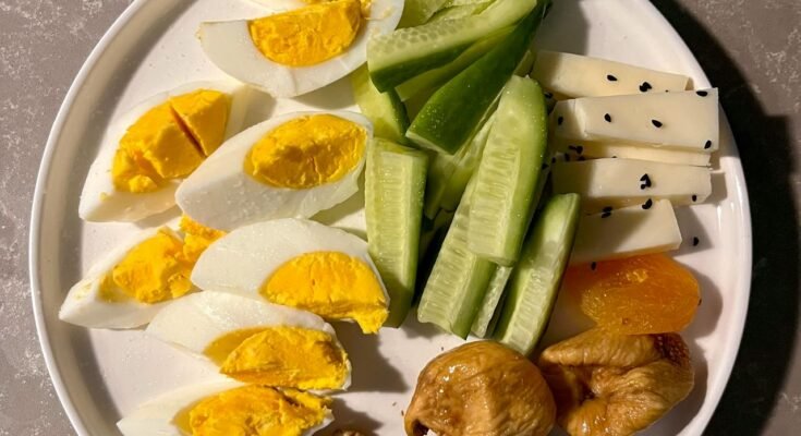 Top Diet Hacks to Shed Pounds Quickly and Safely